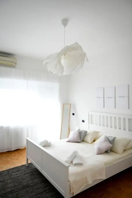 Peaceful Hideaway Apartment Rome